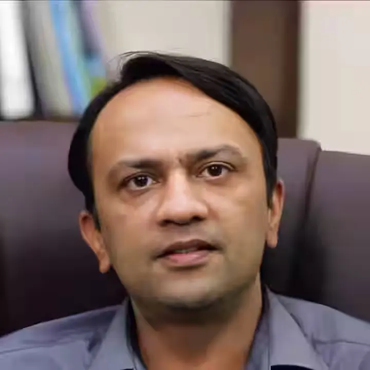 Picture of Dr. Sumit Puri